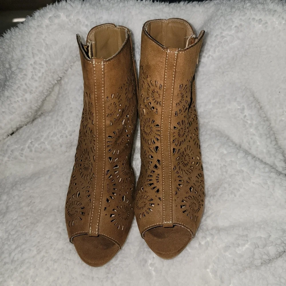Suede Platforms Ankle Boots 4" heel - Picture 12 of 12